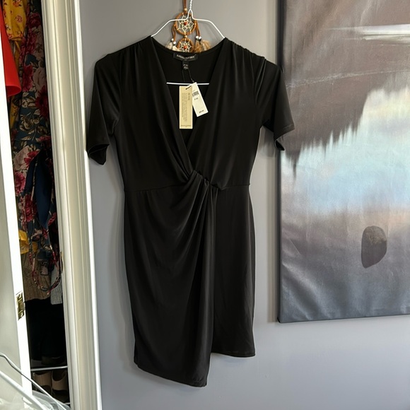 Wrap dress - Picture 1 of 3